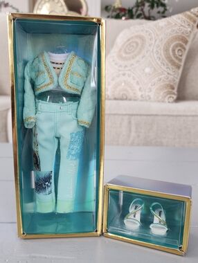 MGA Rainbow High Daphne Minton Fashion Doll 2ed Outfit Clothes
